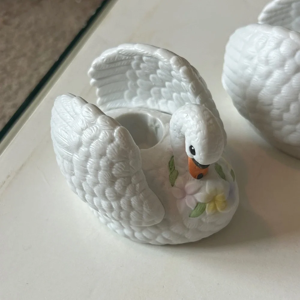 Schmid 1989 Vintage White Ceramic Swan Candle Holders Set of 4 Floral Accents